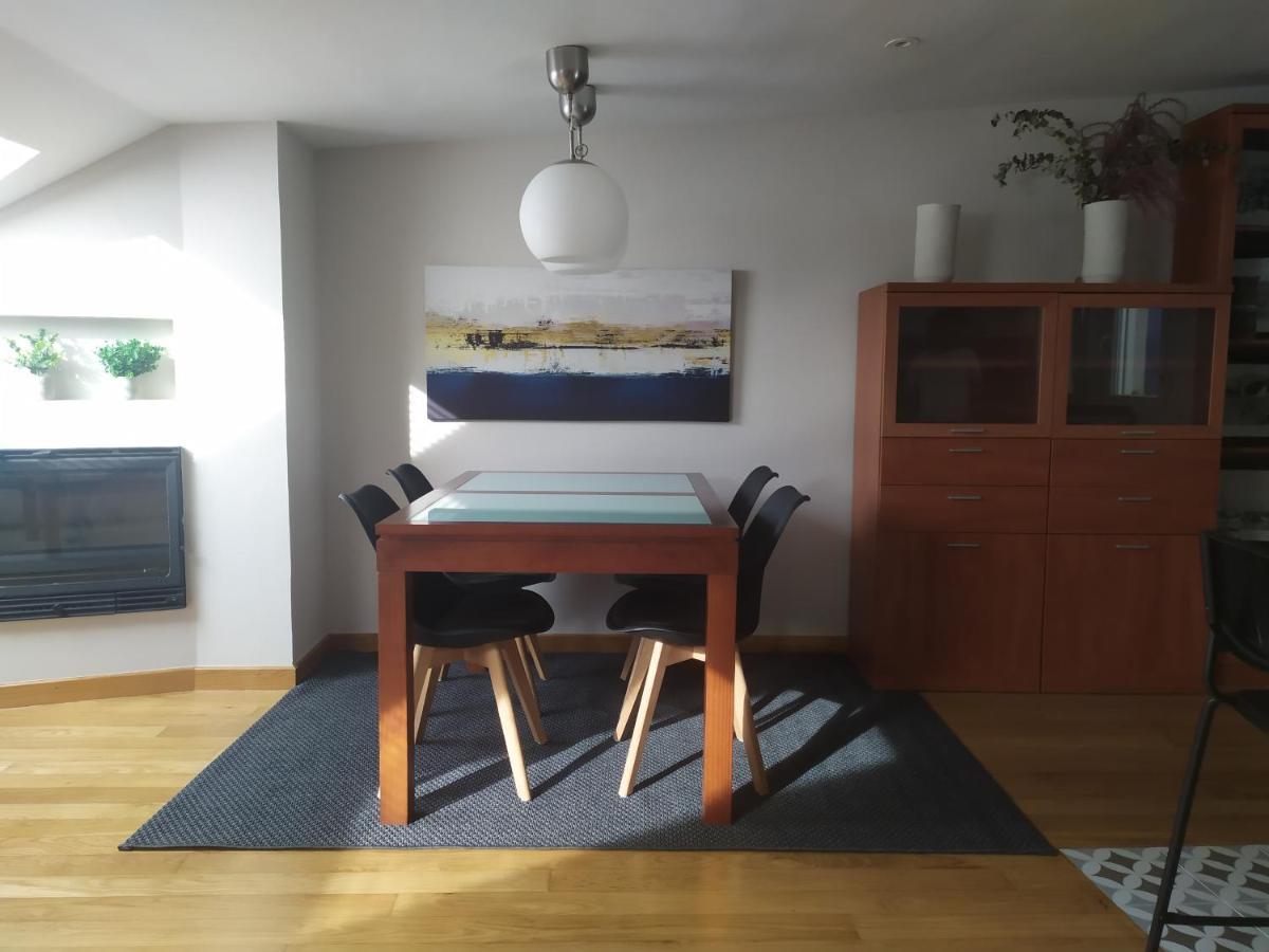Atico 22 - Centrico, Aire Acondicionado Y Parking Apartment Vilagarcia de Arousa Bagian luar foto