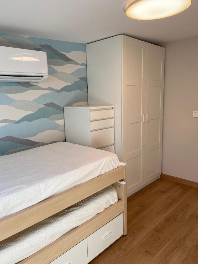 Atico 22 - Centrico, Aire Acondicionado Y Parking Apartment Vilagarcia de Arousa Bagian luar foto